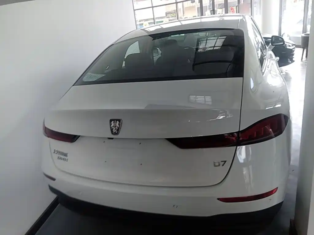 Roewe D7 — миниатюра 6