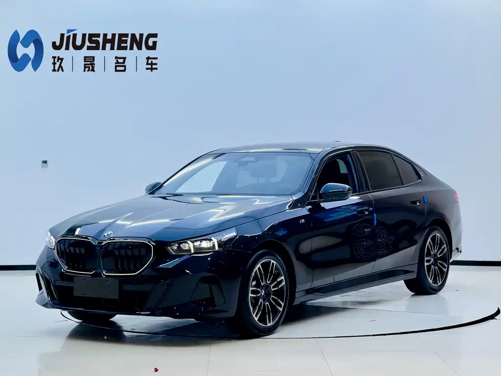 BMW 5 Series 2025