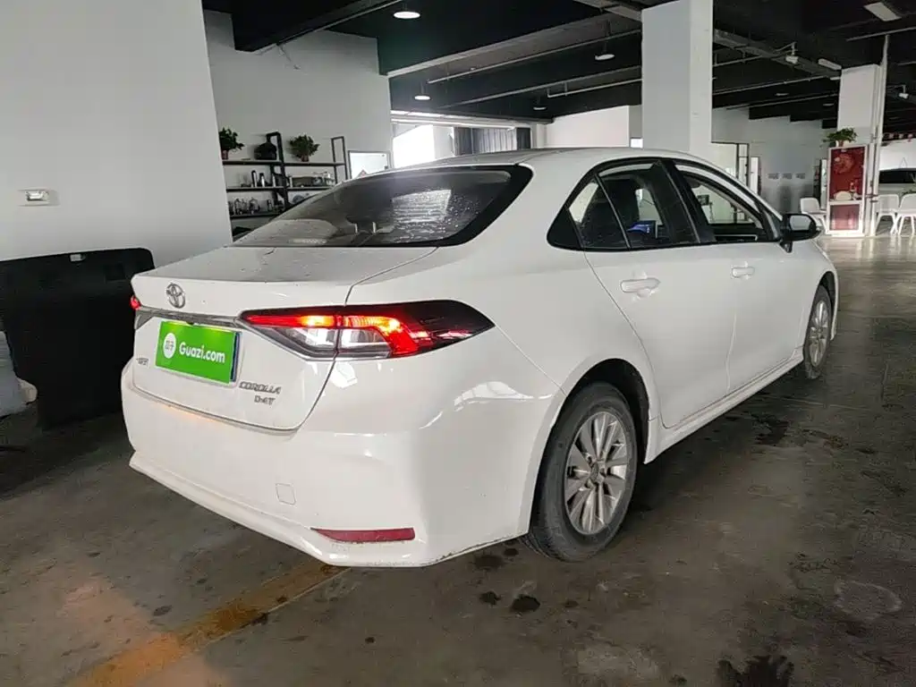 Toyota Corolla — миниатюра 7