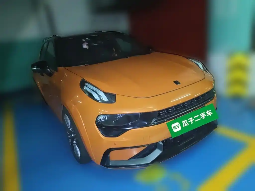 Lynk & Co 02 Hatchback — миниатюра 3