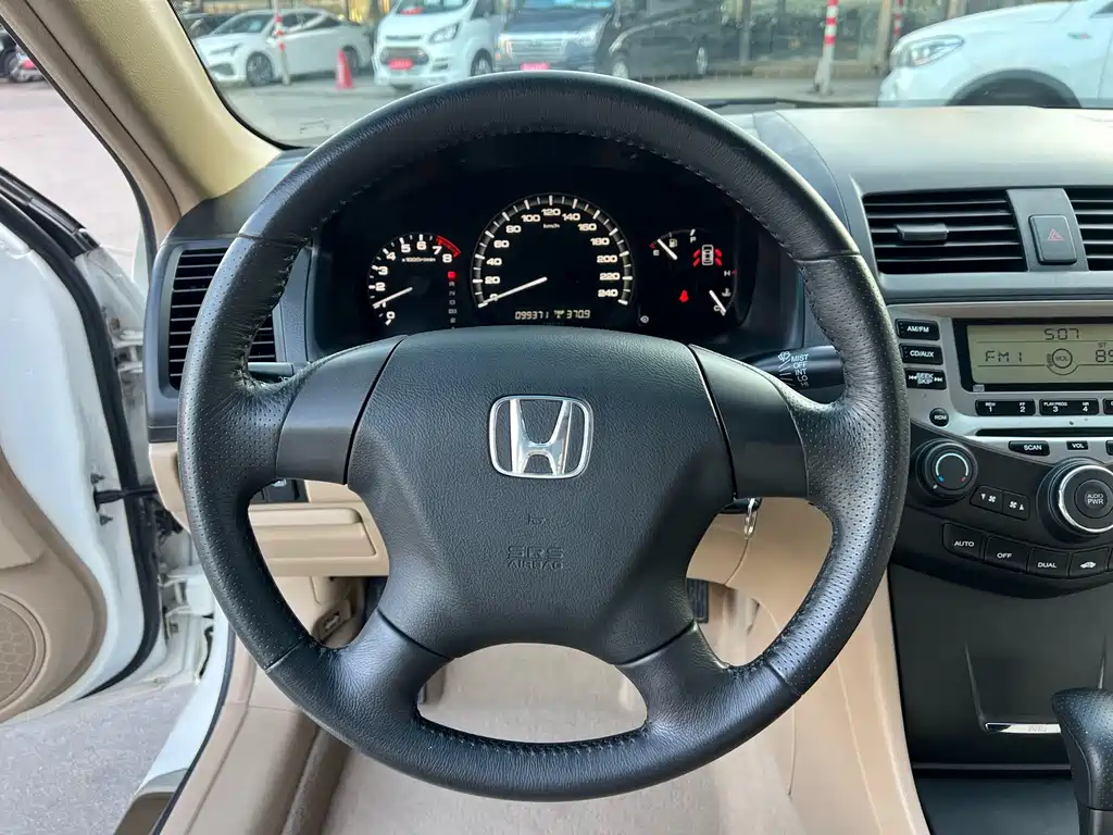 Honda Accord — миниатюра 6