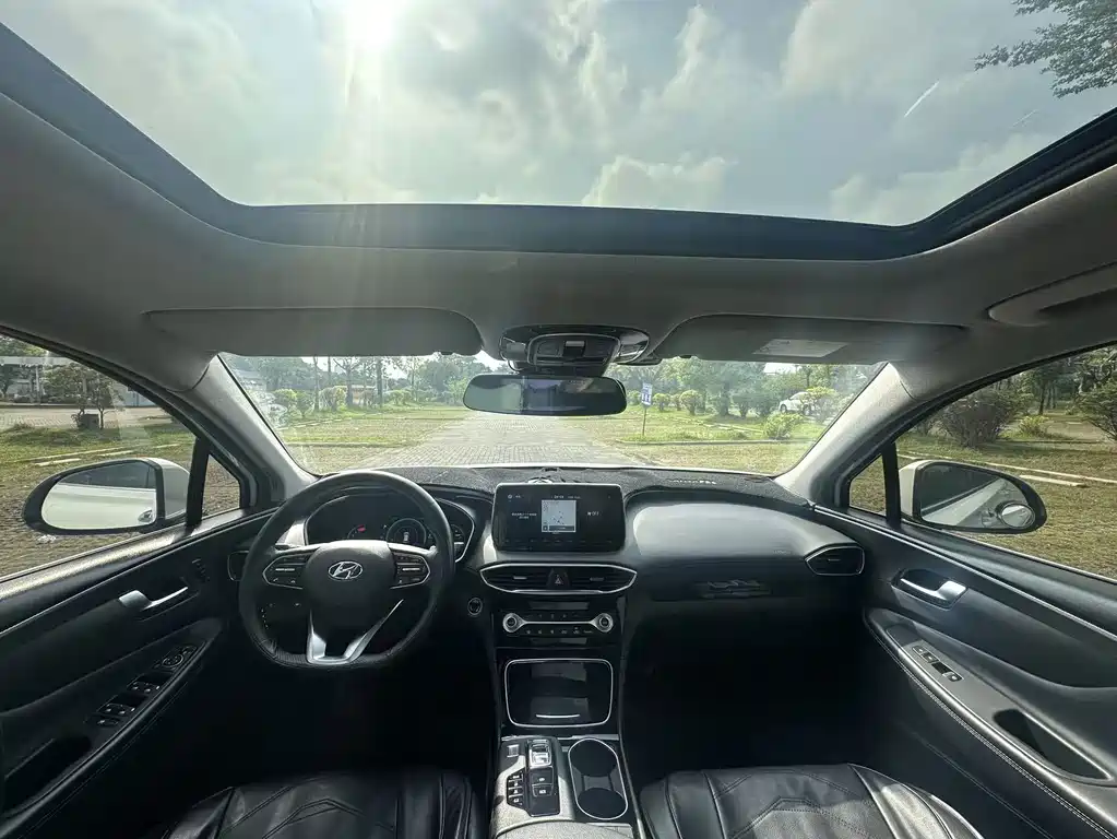 Hyundai Santa Fe — миниатюра 6
