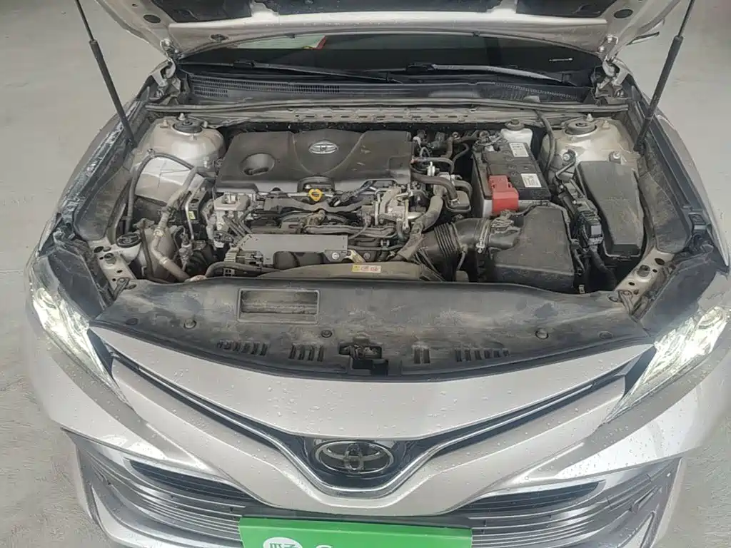 Toyota Camry — миниатюра 20