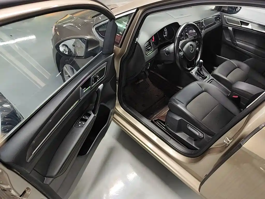 Volkswagen Golf Sportsvan — миниатюра 12