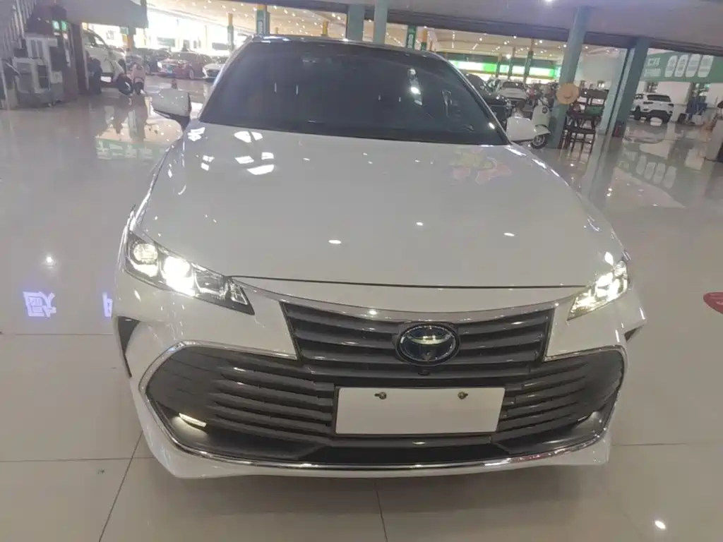 Toyota Avalon — миниатюра 3