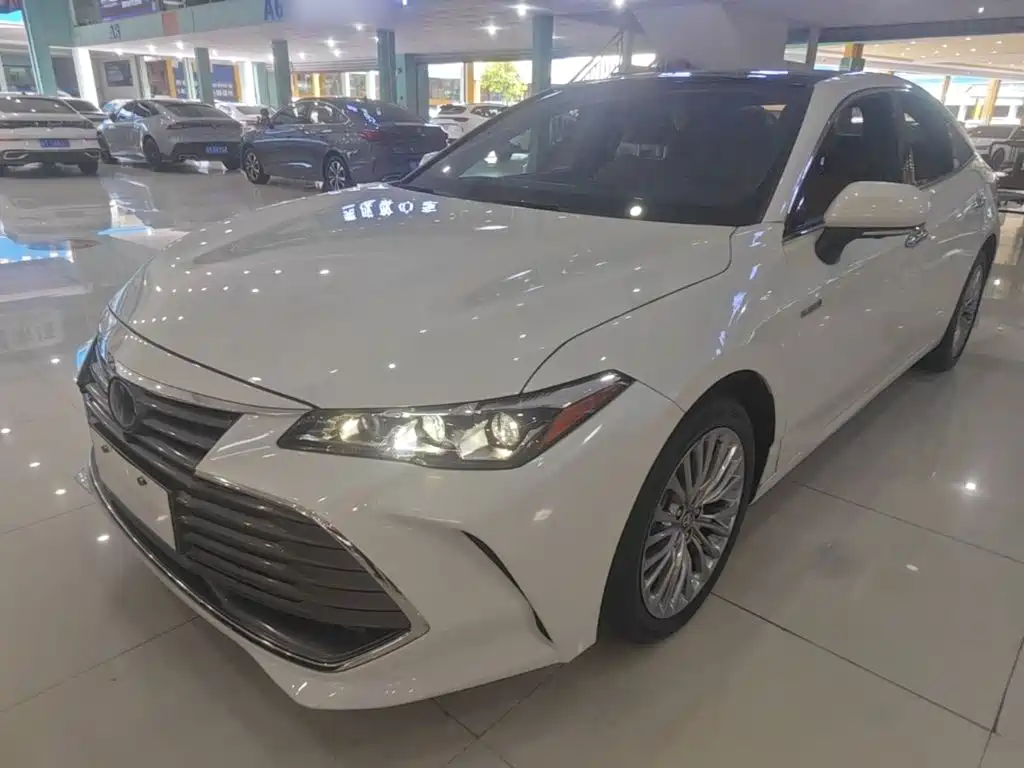 Toyota Avalon — миниатюра 2