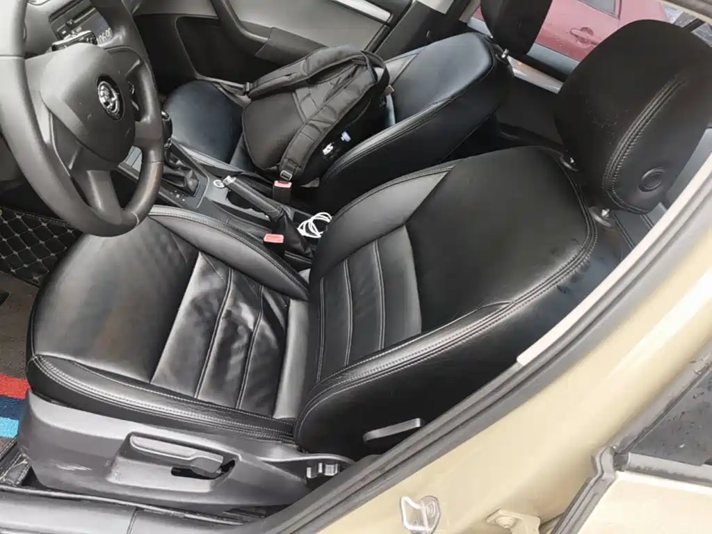 Skoda Octavia — миниатюра 15