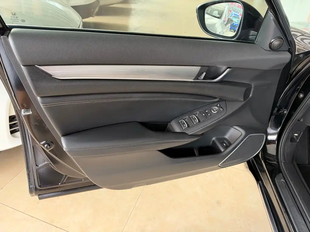 Honda Inspire — миниатюра 17