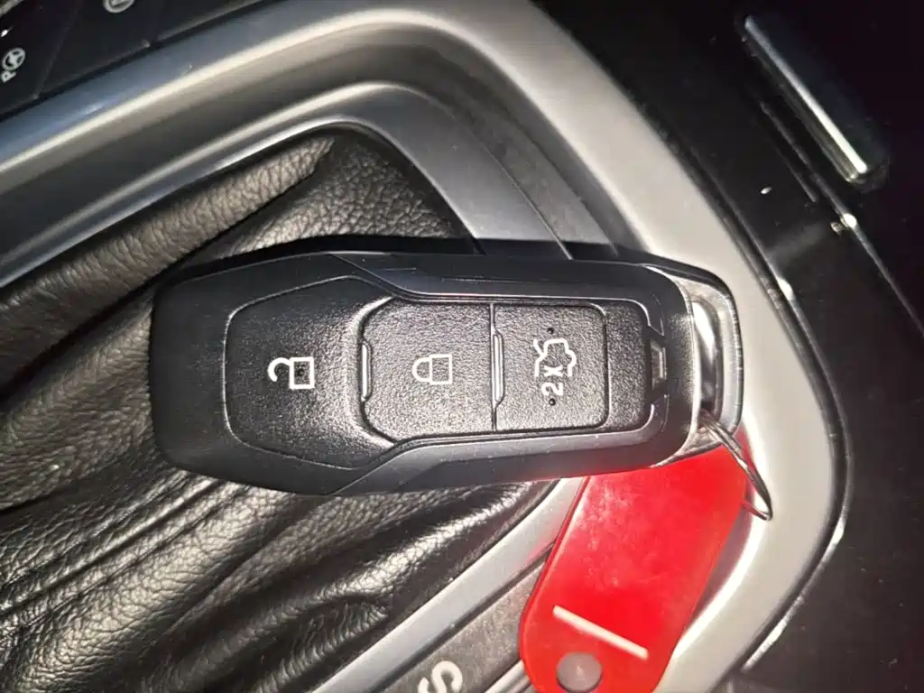 Ford Edge — миниатюра 9