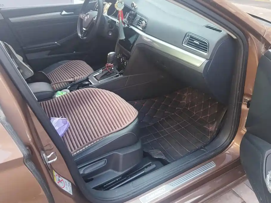 Volkswagen Lamando — миниатюра 8