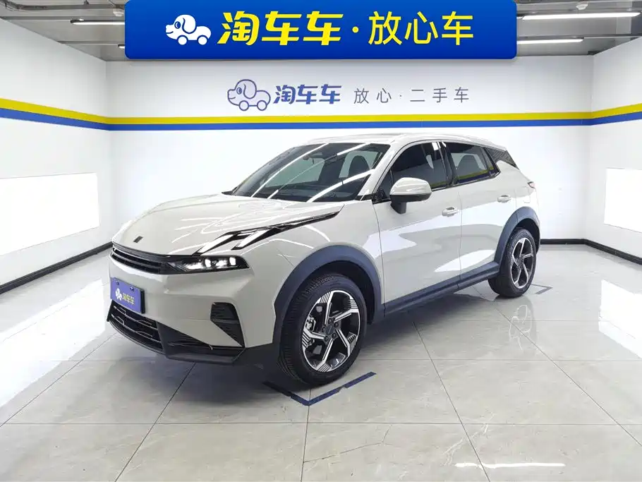 Lynk & Co 06 2025