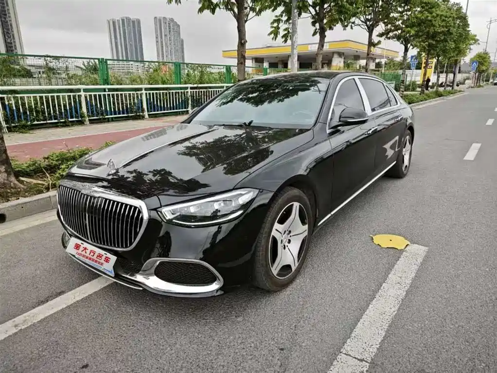 Mercedes-Benz S-Class 2025