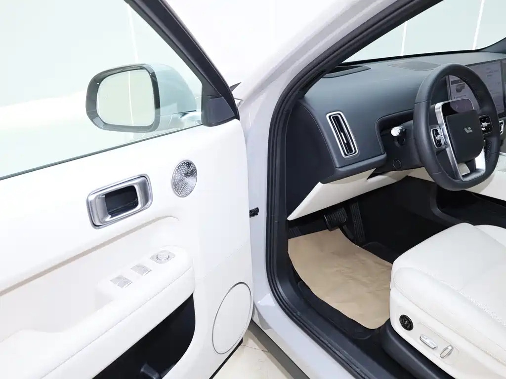 Li Auto Li L6 — миниатюра 12