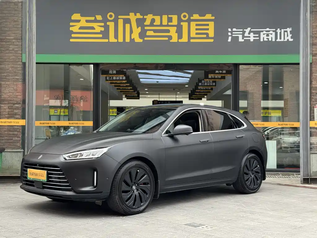AITO M5 2022 EREV 4WD Performance Edition