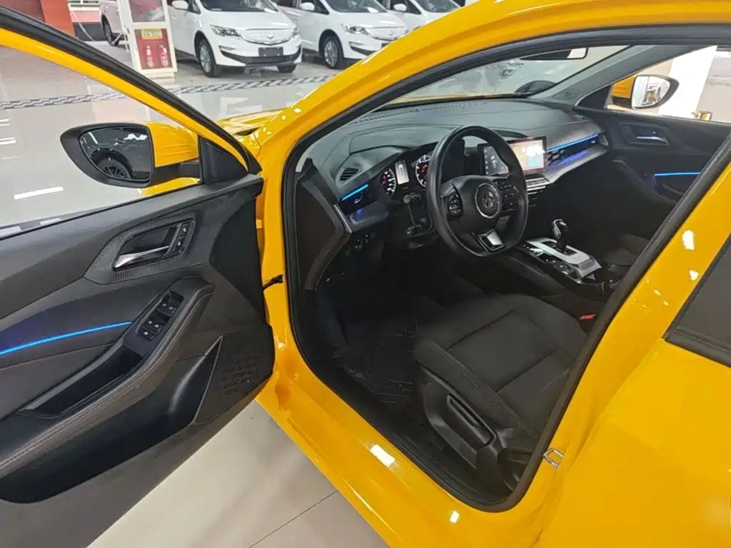 MG MG5 — миниатюра 16