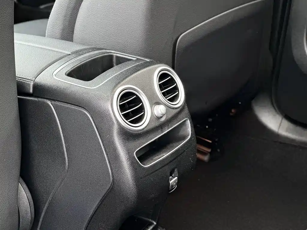 Mercedes-Benz GLC — миниатюра 11
