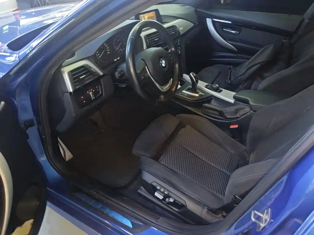 BMW 3 Series — миниатюра 15