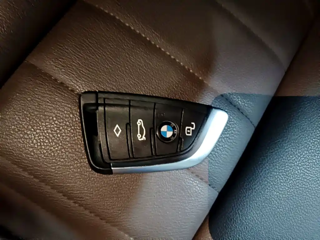 BMW 3 Series — миниатюра 9