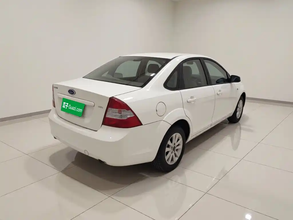 Ford Focus — миниатюра 6