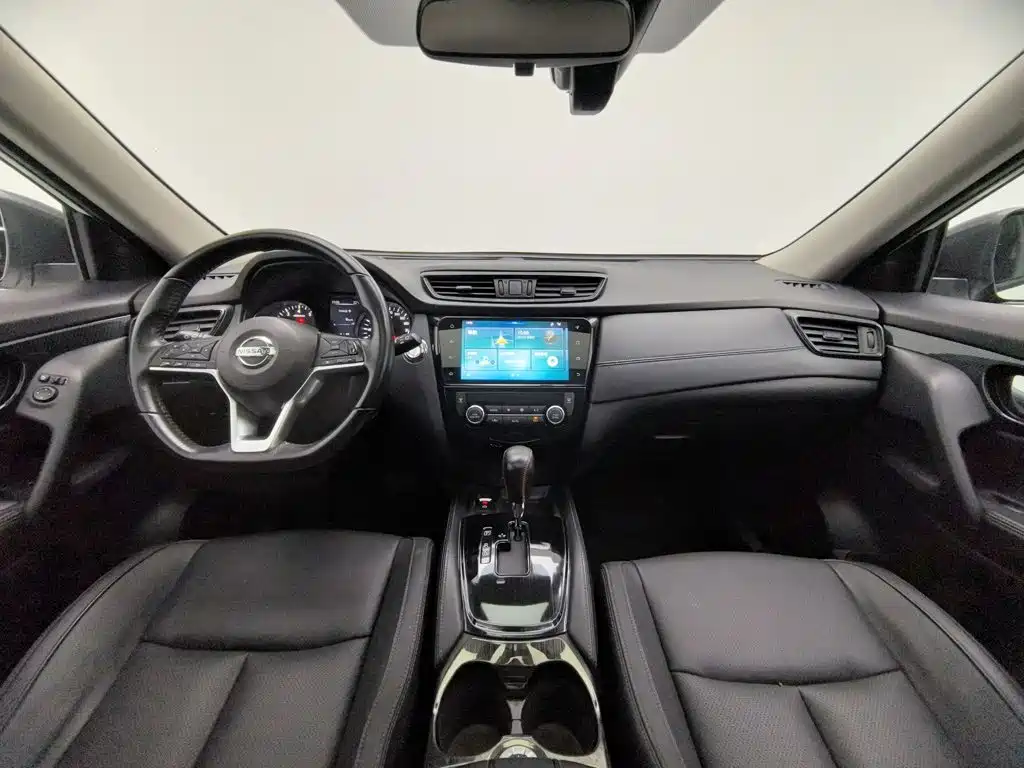 Nissan X-Trail — миниатюра 5