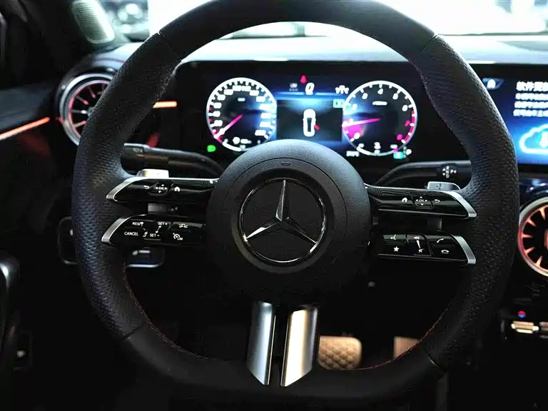 Mercedes-Benz A-Class — миниатюра 5