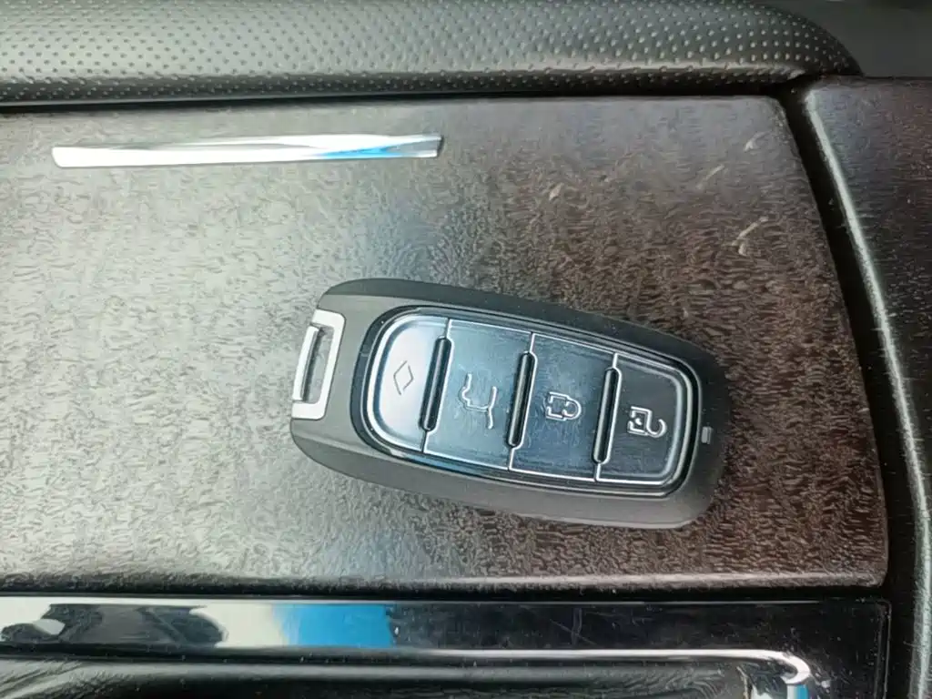 Cadillac XTS — миниатюра 9