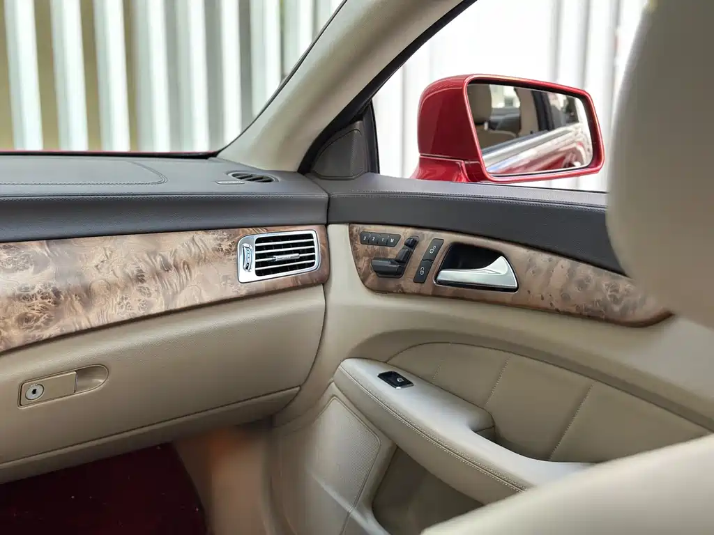 Mercedes-Benz CLS — миниатюра 22
