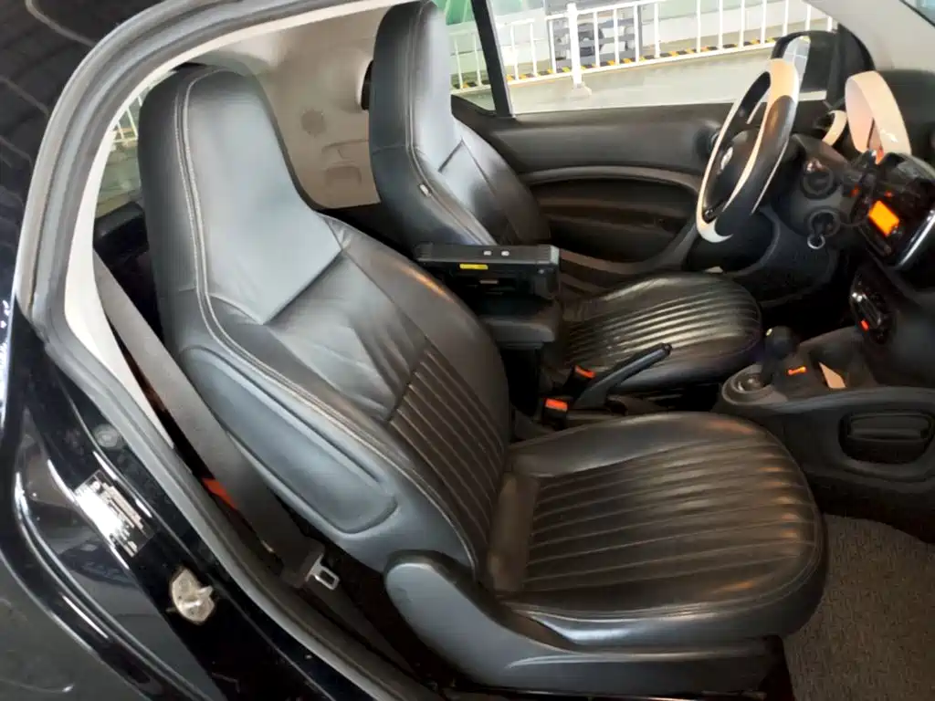 smart Smart Fortwo — миниатюра 25