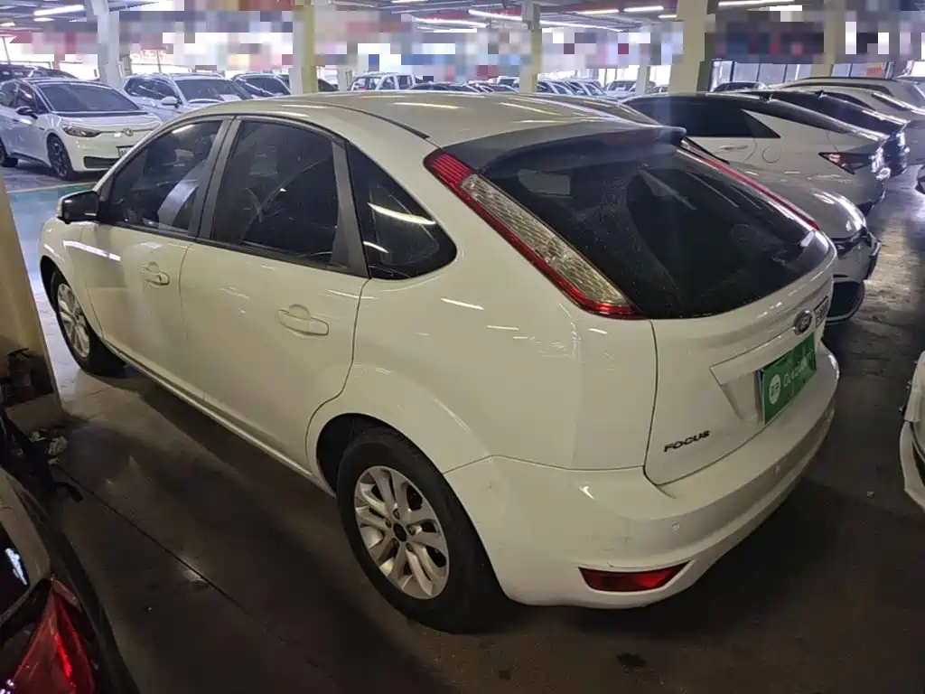 Ford Focus — миниатюра 5