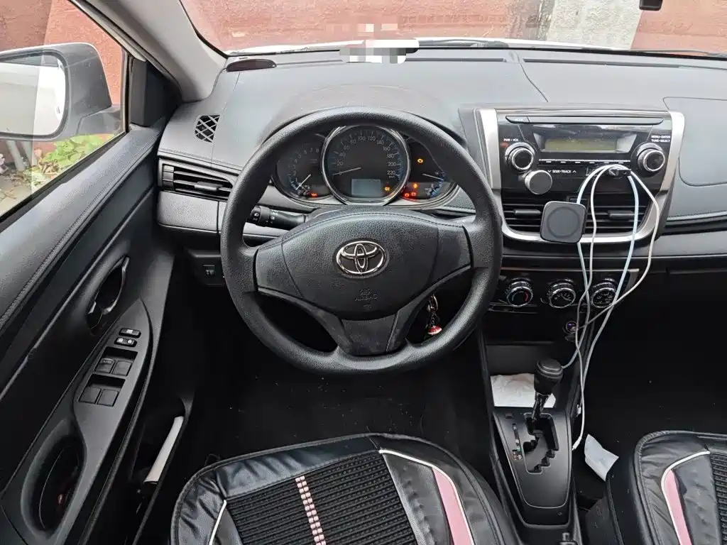 Toyota Vios FS — миниатюра 6