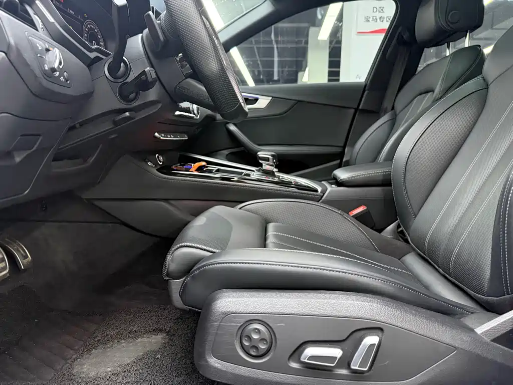 Audi A4L — миниатюра 5
