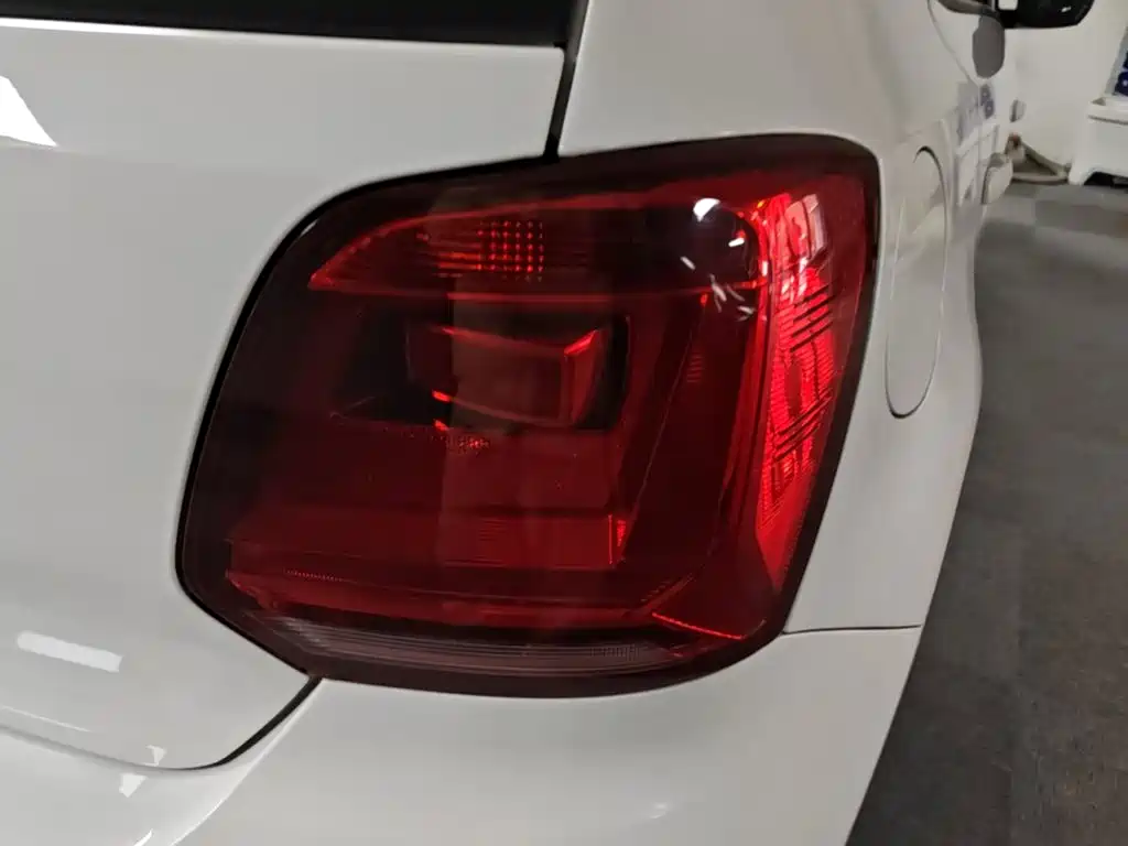 Volkswagen Polo — миниатюра 8