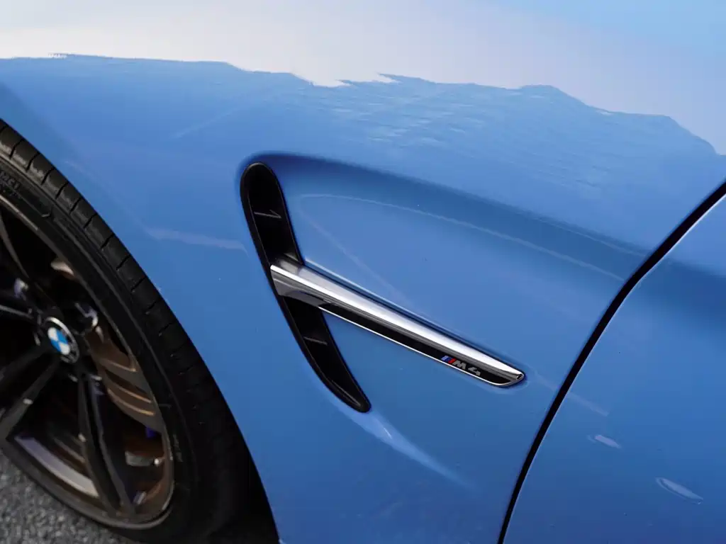 BMW M4 — миниатюра 22