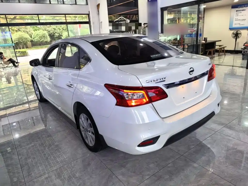 Nissan Sylphy — миниатюра 5