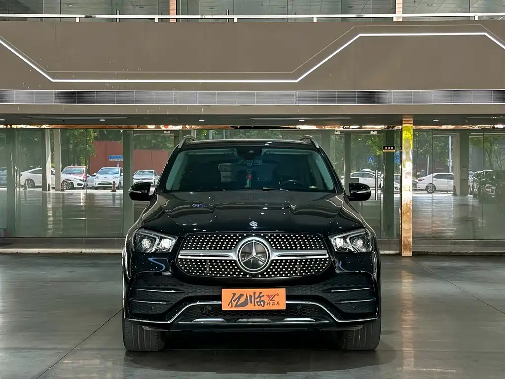 Mercedes-Benz GLE (Import) — миниатюра 2