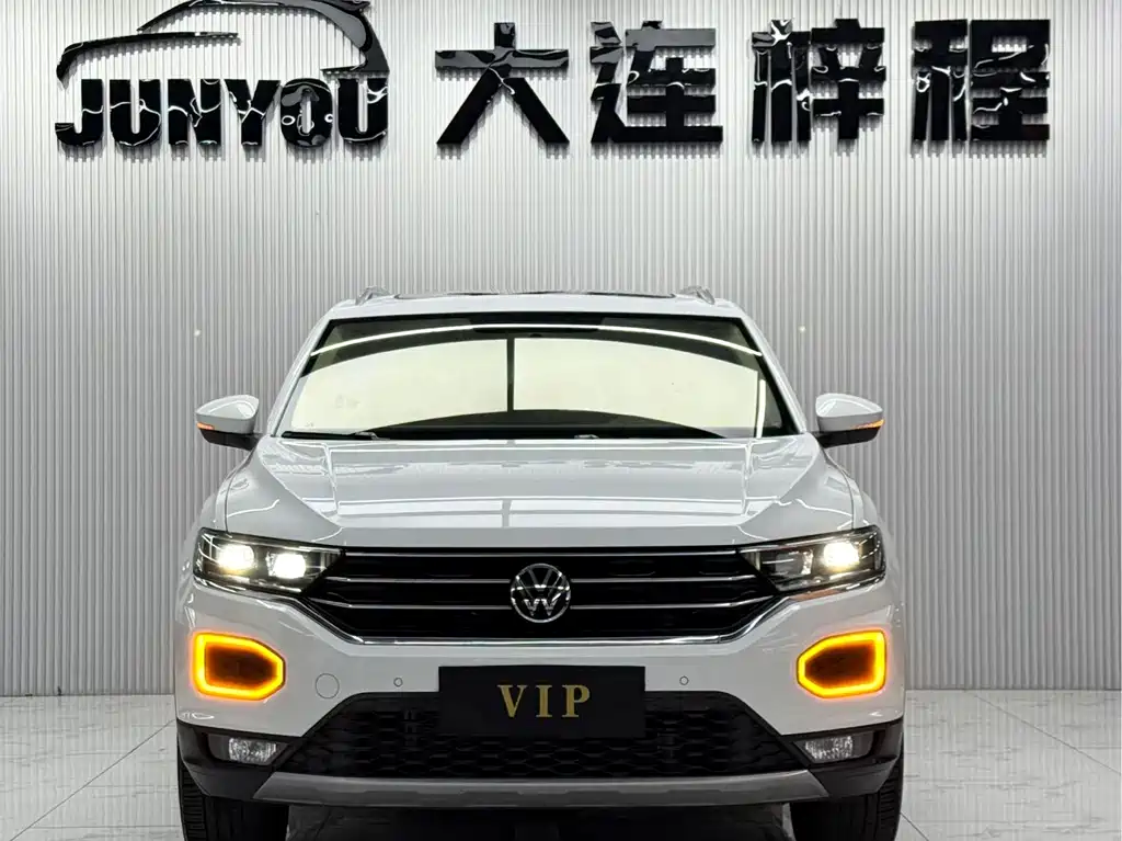 Volkswagen T-Roc — миниатюра 2