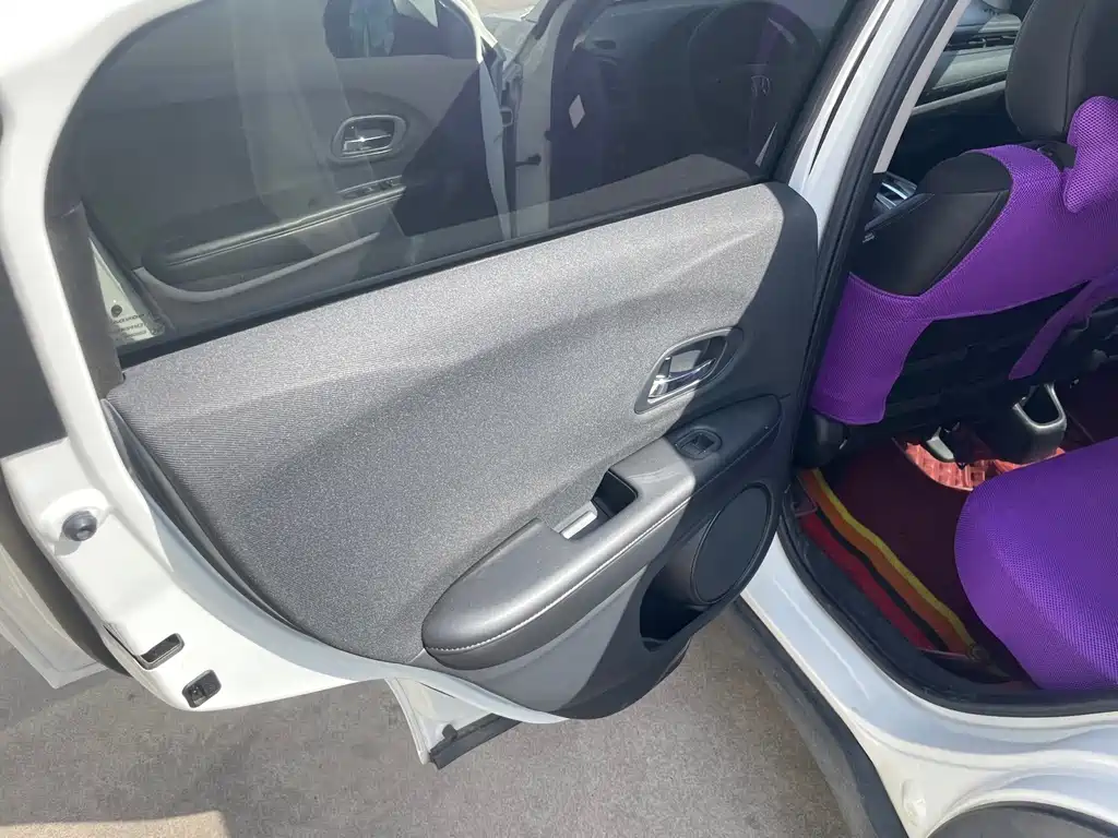 Honda Vezel — миниатюра 10