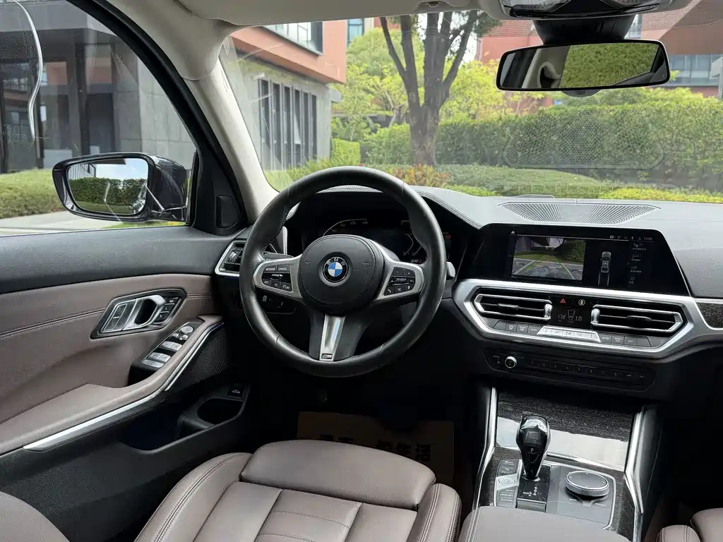 BMW 3 Series — миниатюра 11