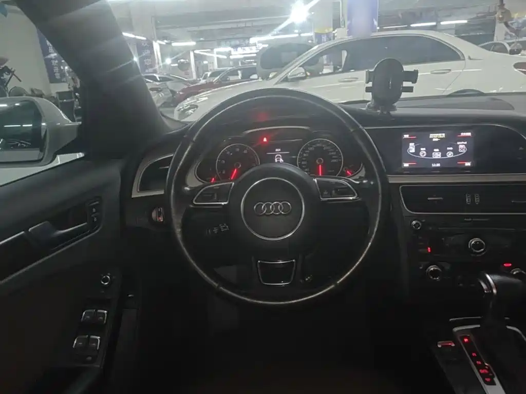 Audi A4L — миниатюра 11