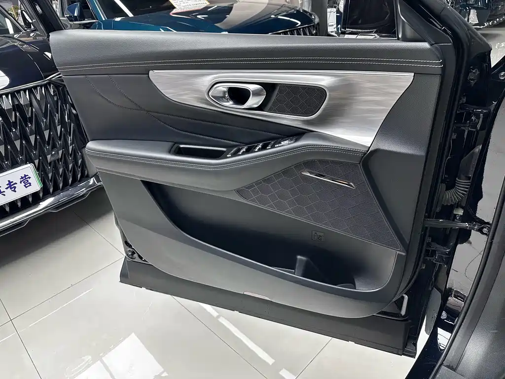 GAC Motor Trumpchi GS8 — миниатюра 11