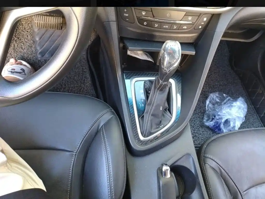 Buick Excelle — миниатюра 16