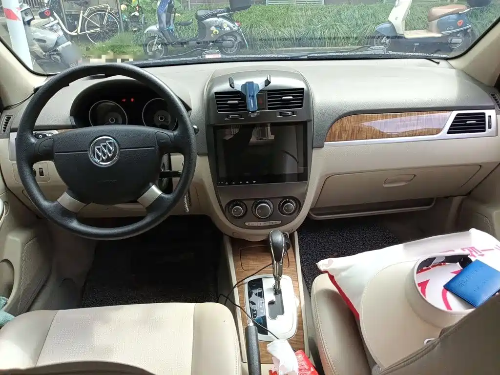 Buick Excelle — миниатюра 6