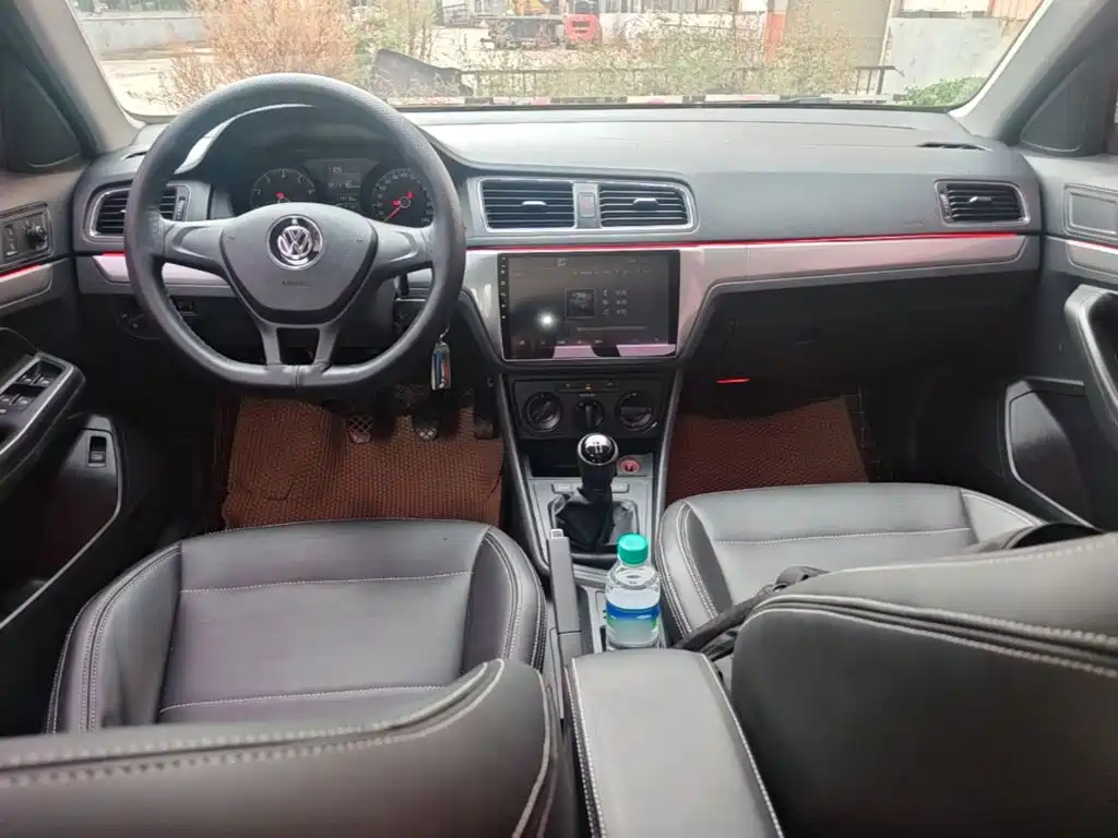Volkswagen Lavida — миниатюра 10