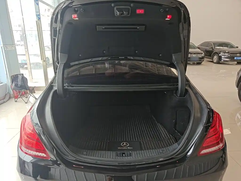 Mercedes-Benz S-Class — миниатюра 19