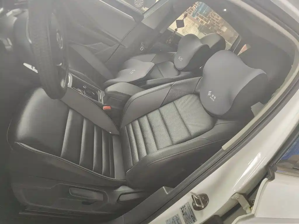Volkswagen Sagitar — миниатюра 16