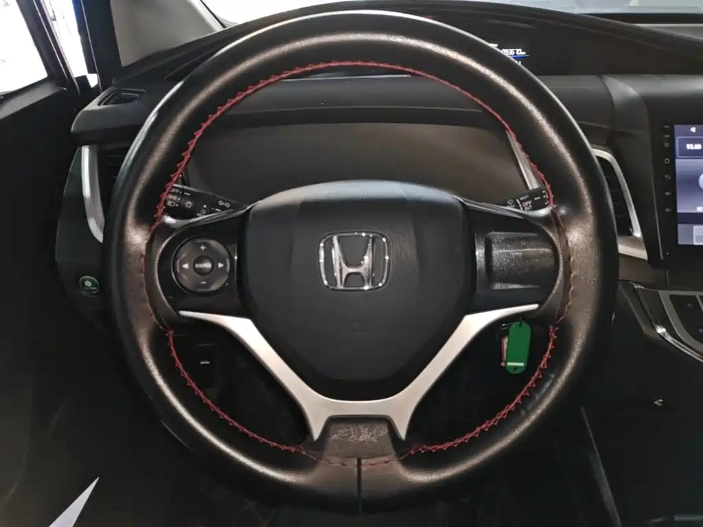 Honda Jade — миниатюра 11