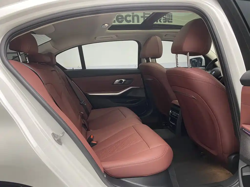 BMW 3 Series — миниатюра 24
