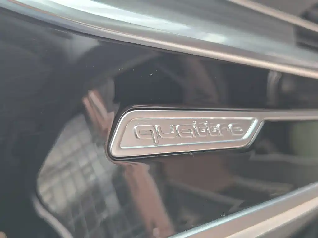 Audi A6L — миниатюра 10