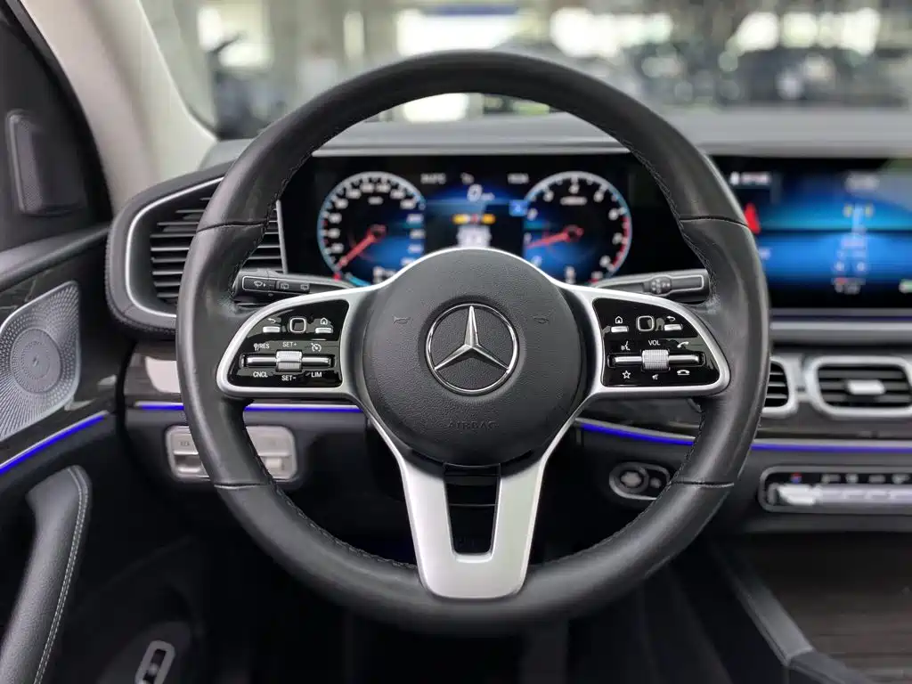 Mercedes-Benz GLE (Import) — миниатюра 16