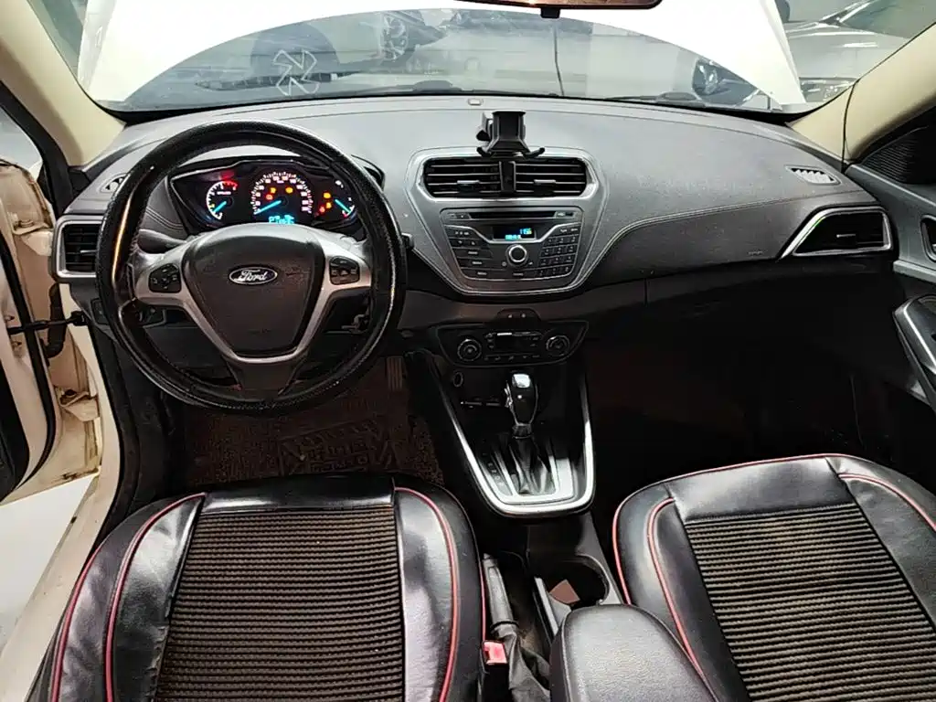 Ford Escort — миниатюра 13